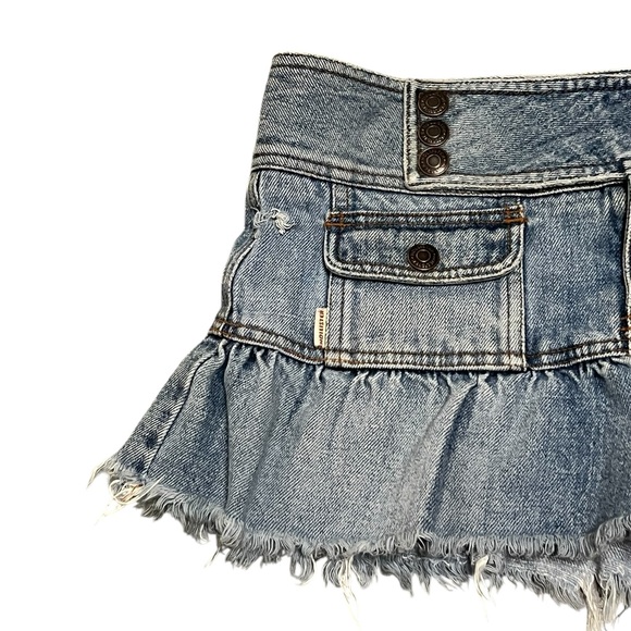 Hollister Y2K denim ruffle low rise micro mini skirt with raw hem - Picture 3 of 11
